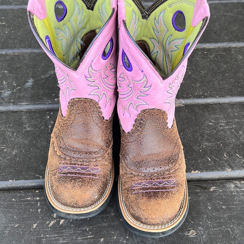 Ariat fatbaby western cowboy boots pink lace leather